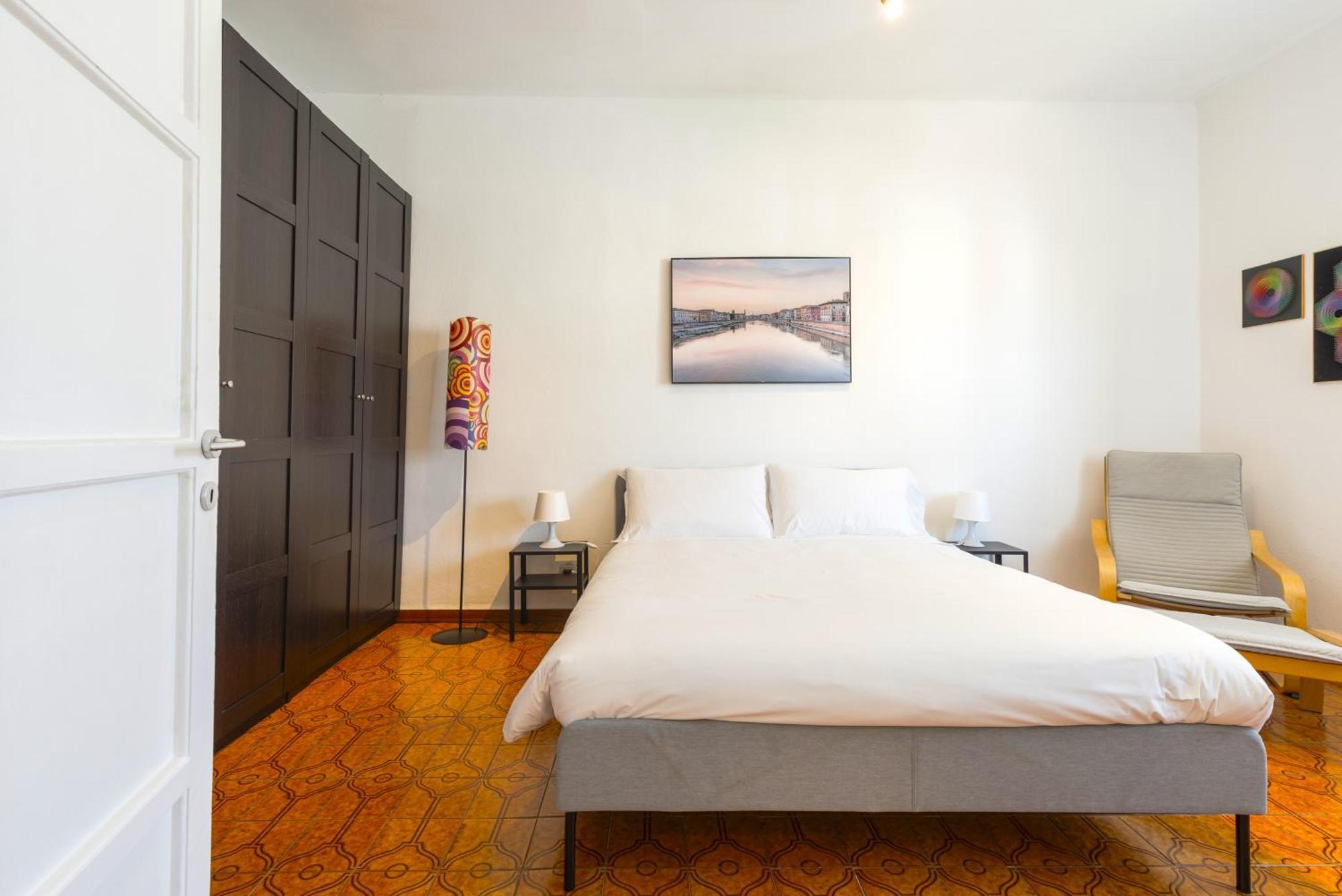 Hostly-Ai Due Passi Apartment Pisa Exteriör bild